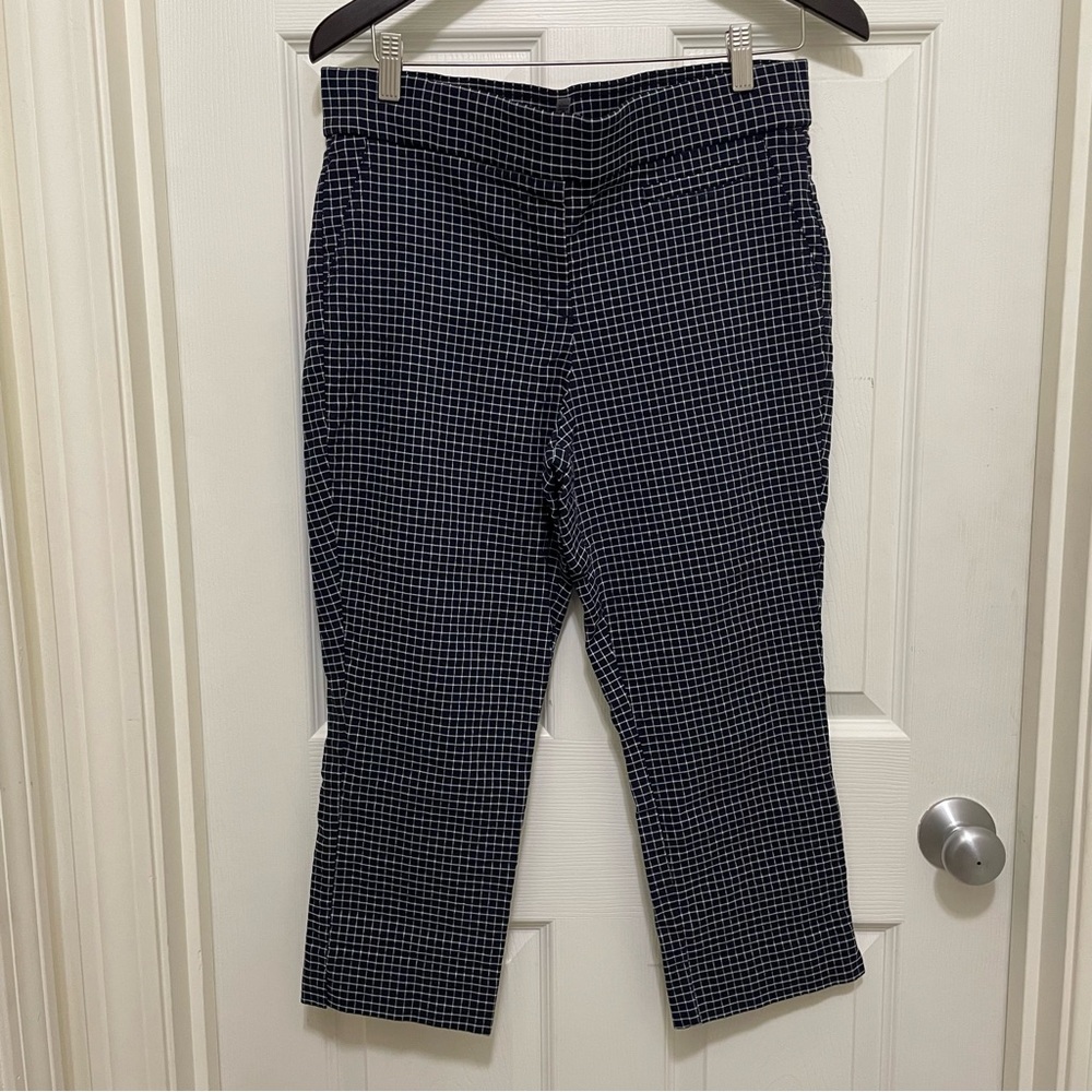 Women's Size 12 Anne Klein Pull On Stretch Capris Navy & White‎ Windowpane Plaid